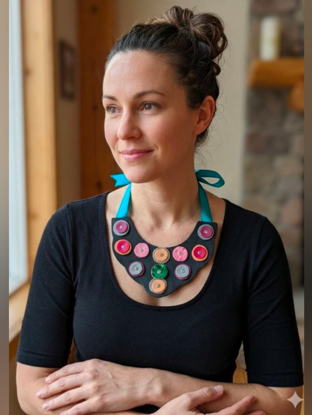 Handmade Genuine Leather Circles Bib Statement Necklace Crystal Rivets 070